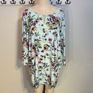 Elegant Floral Women's Tunic Top NWT size 3X